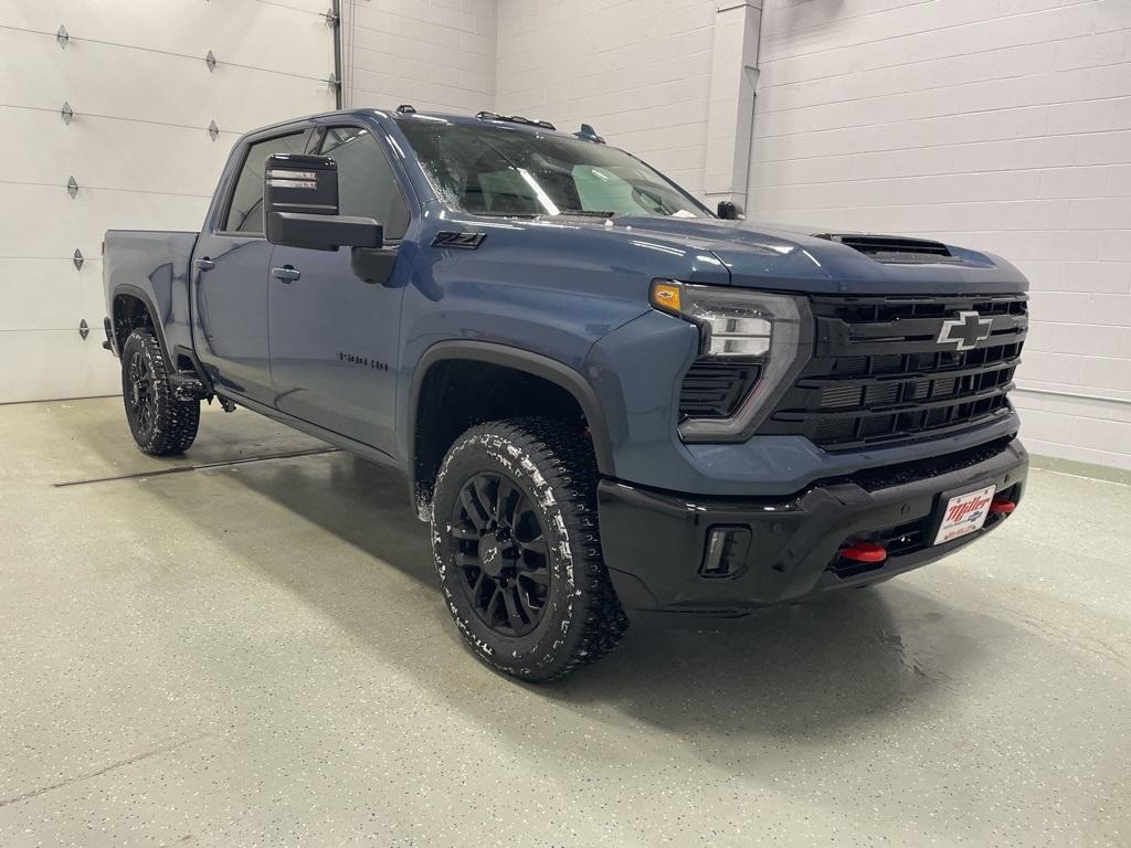 new 2025 Chevrolet Silverado 3500 car, priced at $79,685