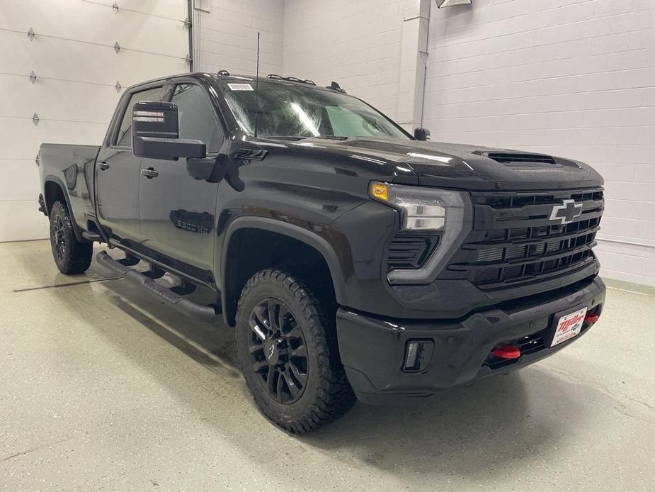 new 2025 Chevrolet Silverado 3500 car, priced at $81,510