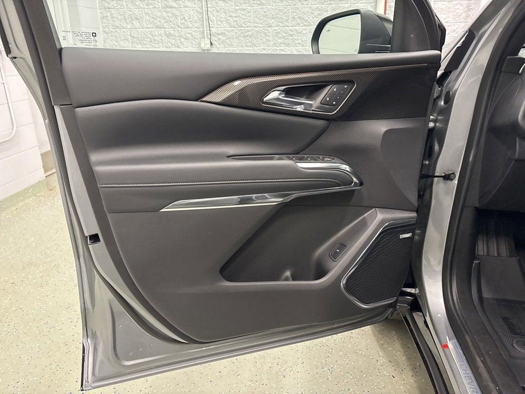 new 2026 Chevrolet Traverse car, priced at $60,570