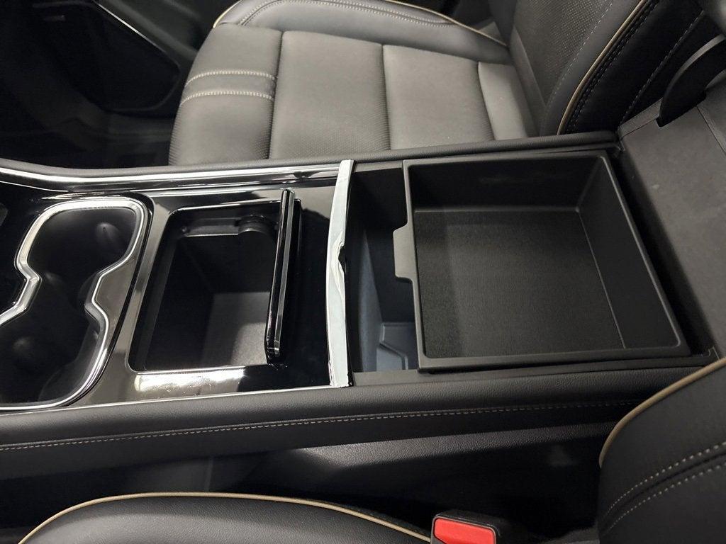 new 2026 Chevrolet Traverse car, priced at $60,570