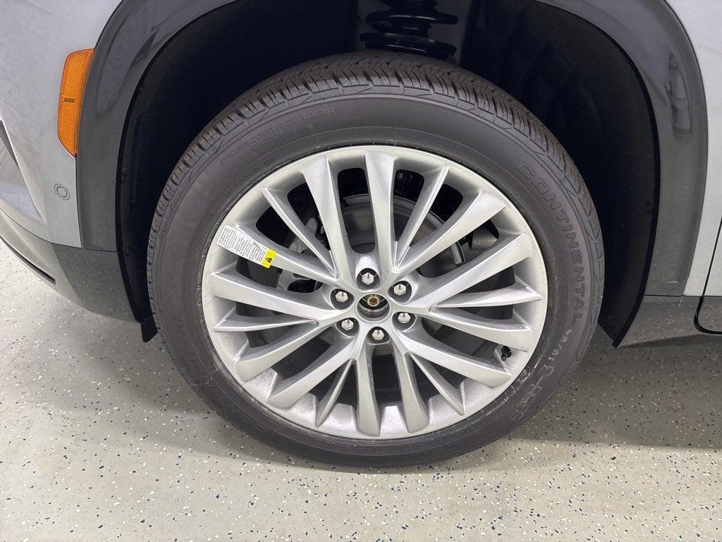 new 2026 Chevrolet Traverse car, priced at $60,570