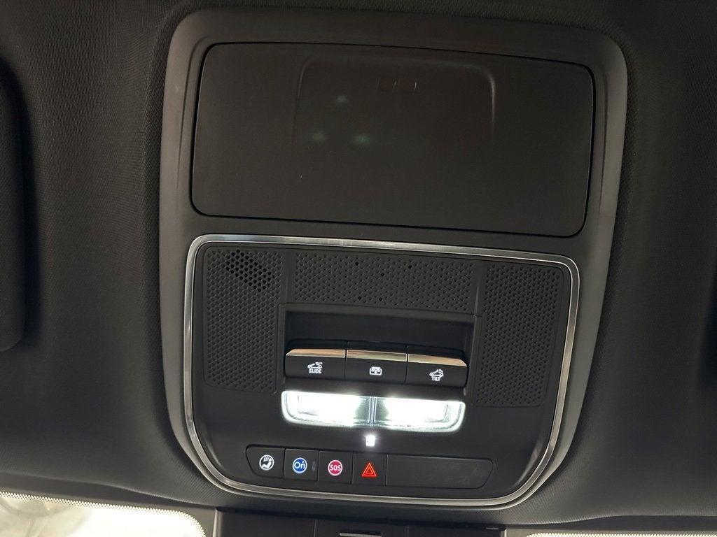 new 2026 Chevrolet Traverse car, priced at $60,570