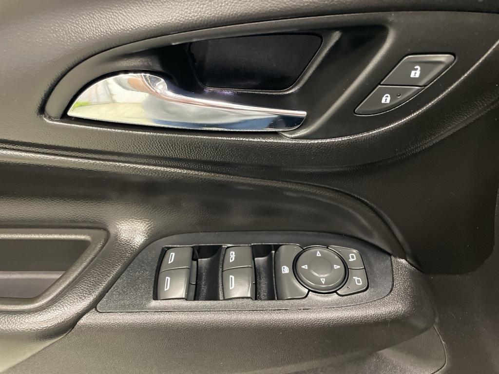 used 2018 Chevrolet Equinox car, priced at $12,990