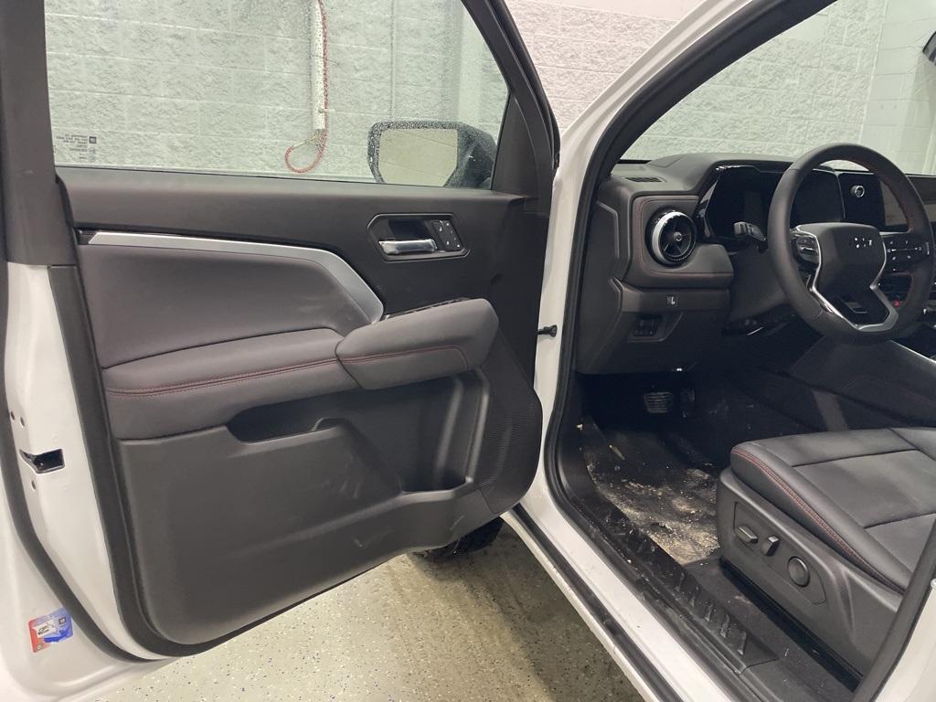 new 2025 Chevrolet Colorado car, priced at $45,999