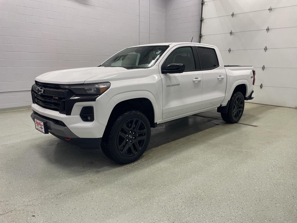 new 2025 Chevrolet Colorado car, priced at $45,999