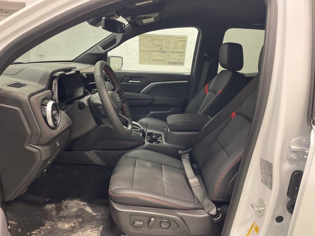new 2025 Chevrolet Colorado car, priced at $45,999