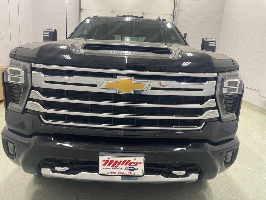 new 2025 Chevrolet Silverado 3500 car, priced at $81,735