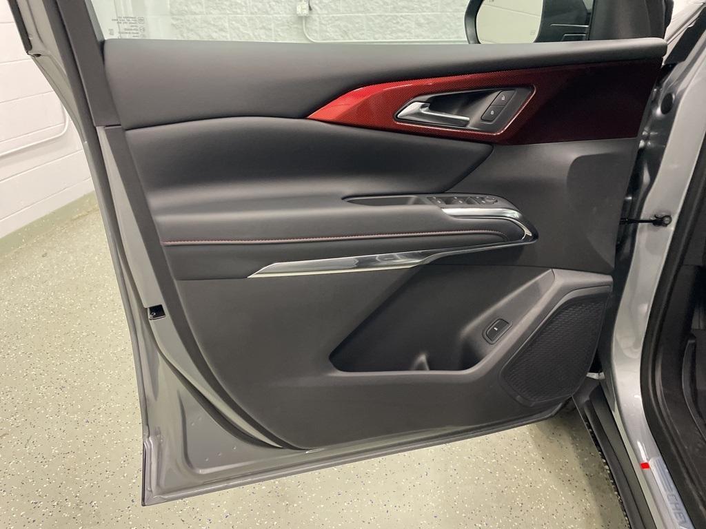 new 2025 Chevrolet Traverse car, priced at $47,760