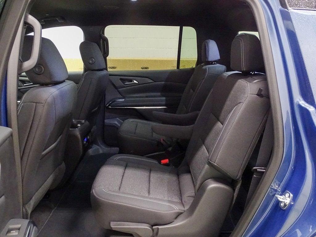 new 2025 Chevrolet Traverse car, priced at $41,999