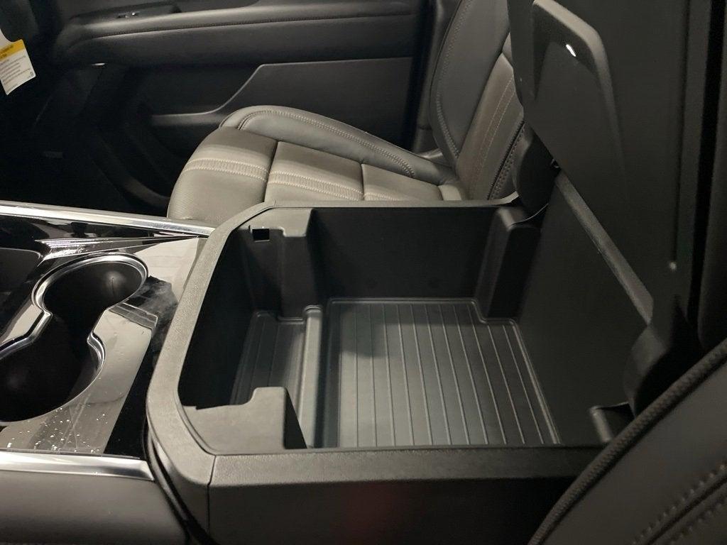 new 2025 Chevrolet Suburban car, priced at $80,999