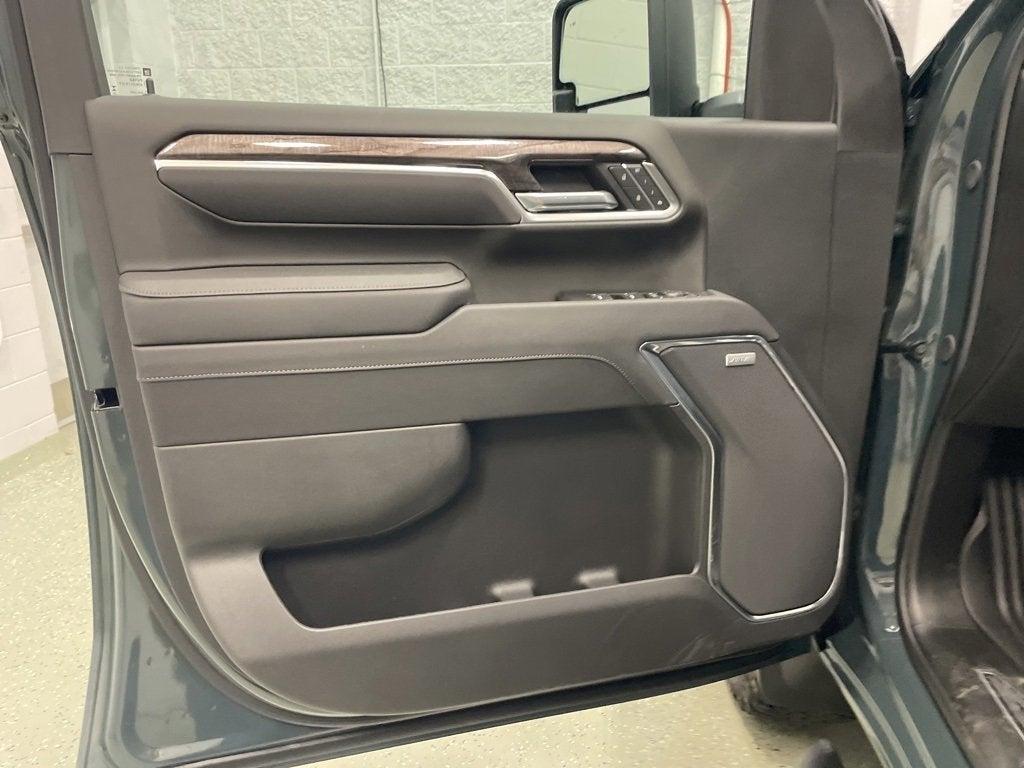 new 2025 Chevrolet Silverado 3500 car, priced at $79,249