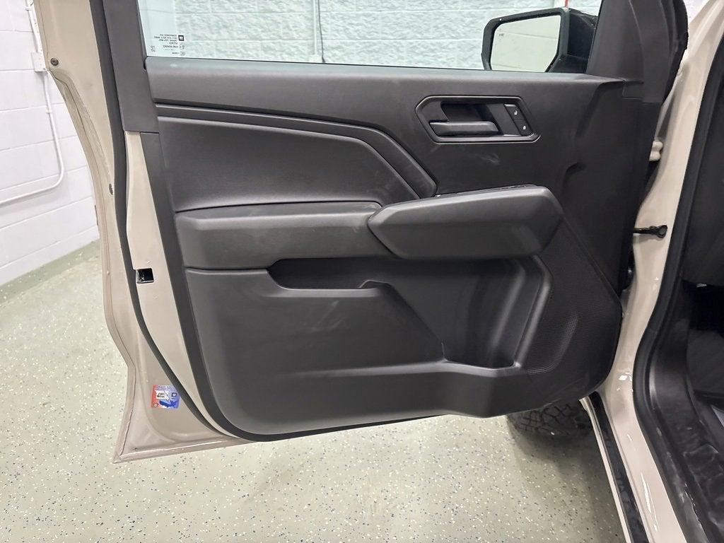 new 2026 Chevrolet Colorado car, priced at $43,930