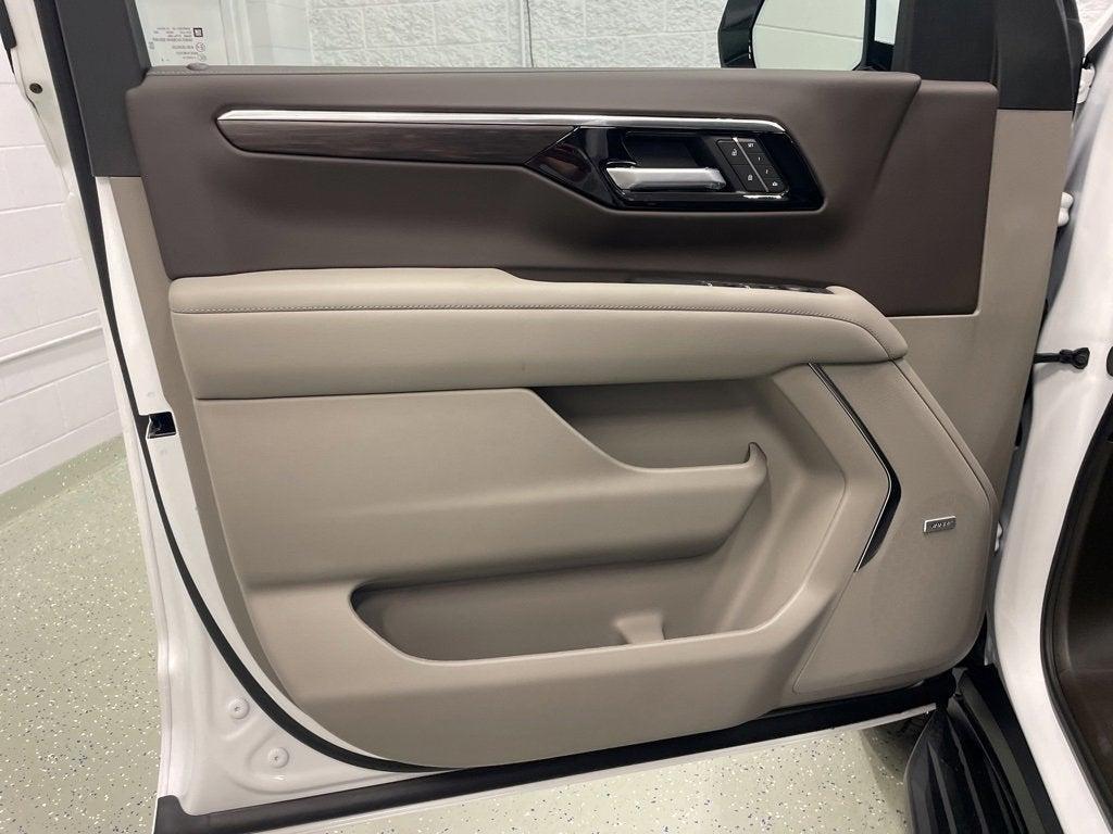 new 2025 Chevrolet Suburban car, priced at $72,385