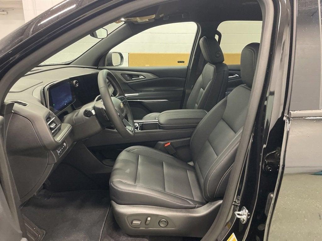 new 2025 Chevrolet Traverse car, priced at $46,999