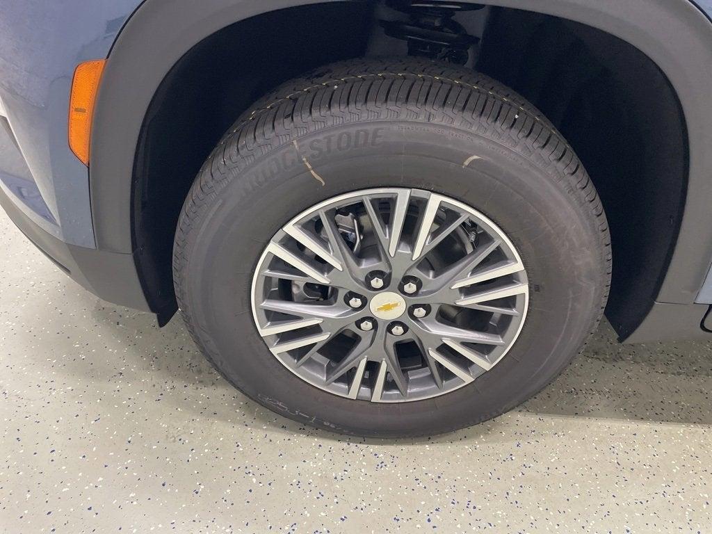 new 2025 Chevrolet Traverse car, priced at $41,999