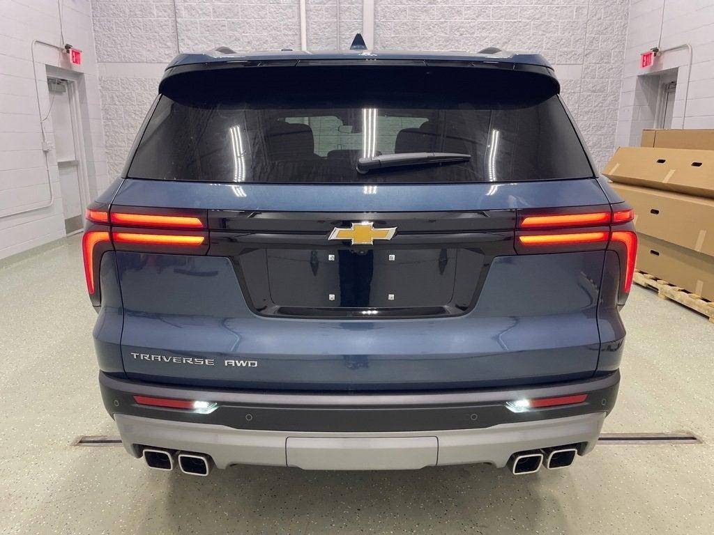 new 2025 Chevrolet Traverse car, priced at $41,999