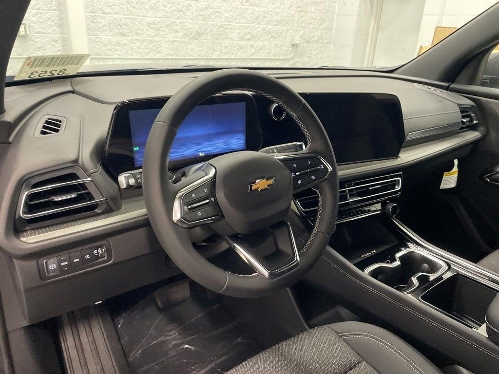 new 2025 Chevrolet Traverse car, priced at $41,999