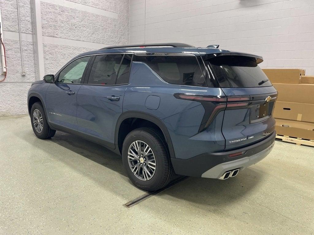 new 2025 Chevrolet Traverse car, priced at $41,999