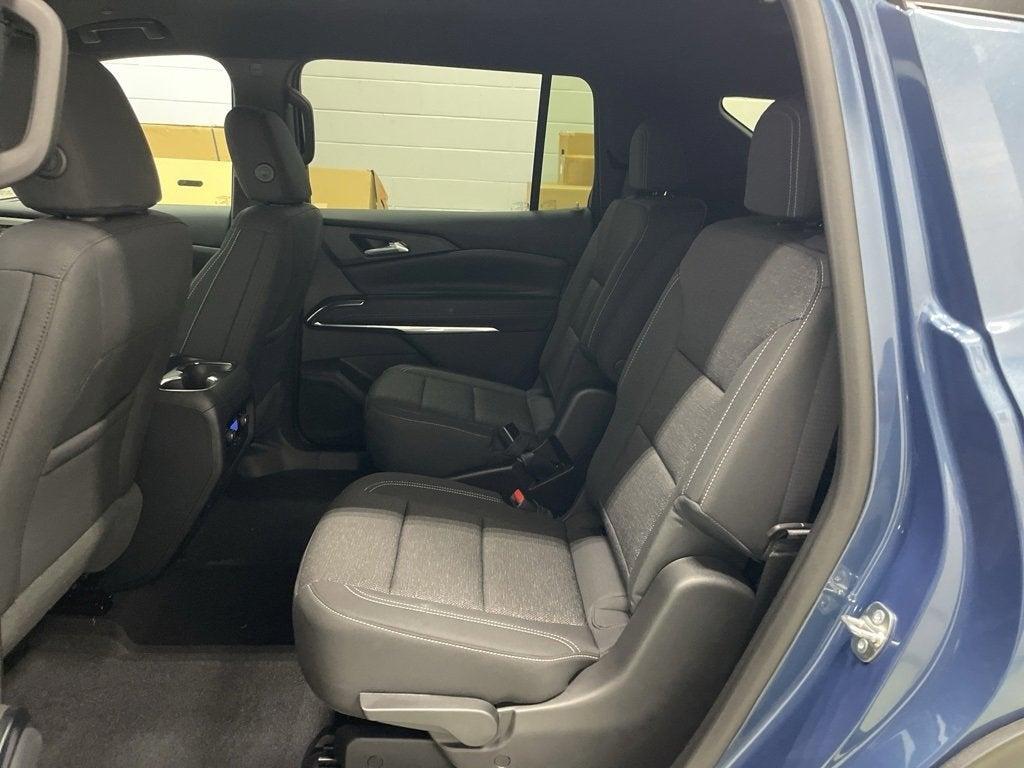 new 2025 Chevrolet Traverse car, priced at $41,999