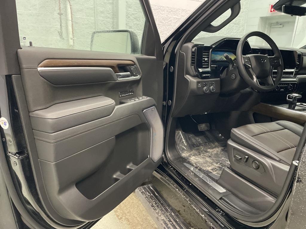 new 2025 Chevrolet Silverado 1500 car, priced at $67,499