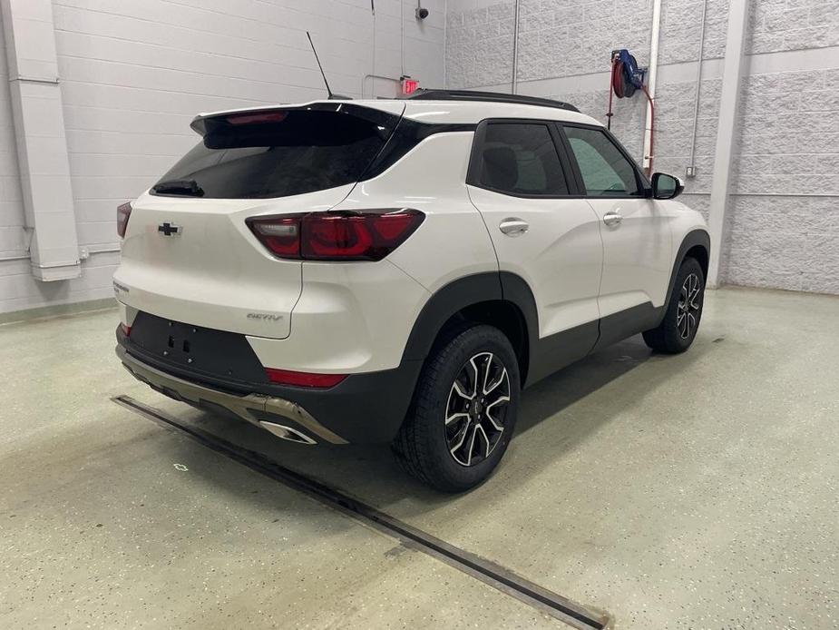 new 2025 Chevrolet TrailBlazer car, priced at $33,999