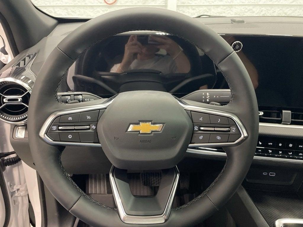 new 2026 Chevrolet Equinox car, priced at $32,850
