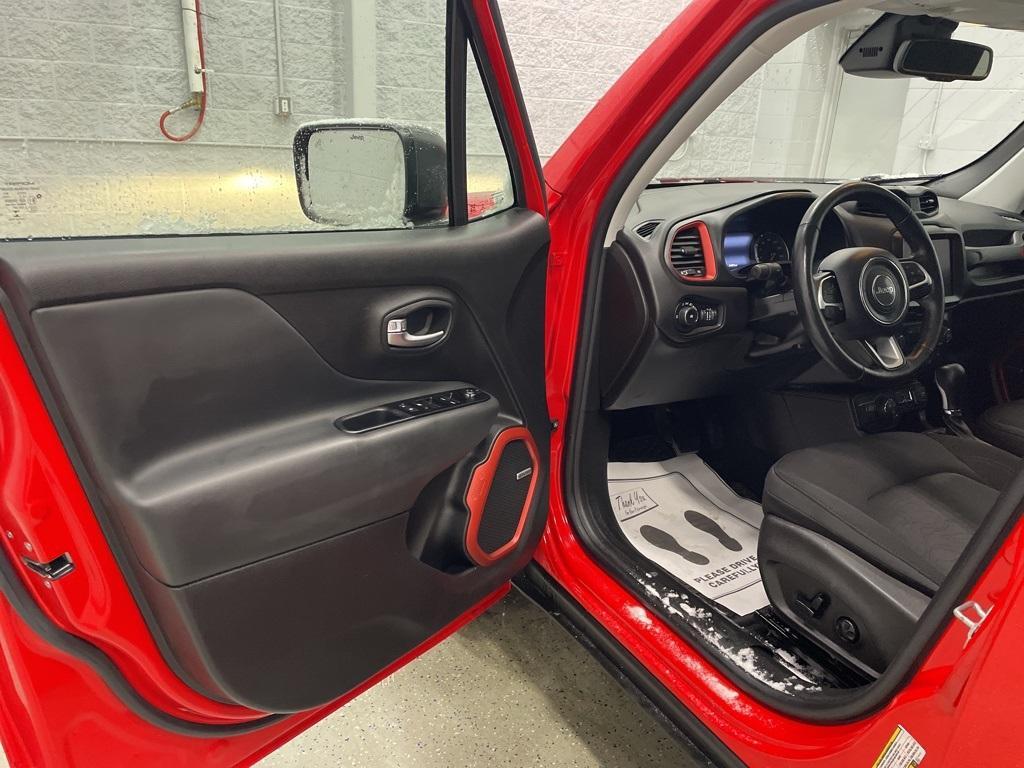 used 2021 Jeep Renegade car, priced at $18,999