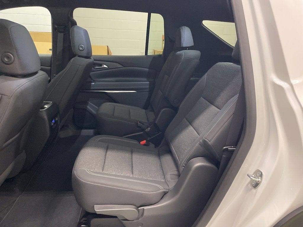 new 2025 Chevrolet Traverse car, priced at $41,999