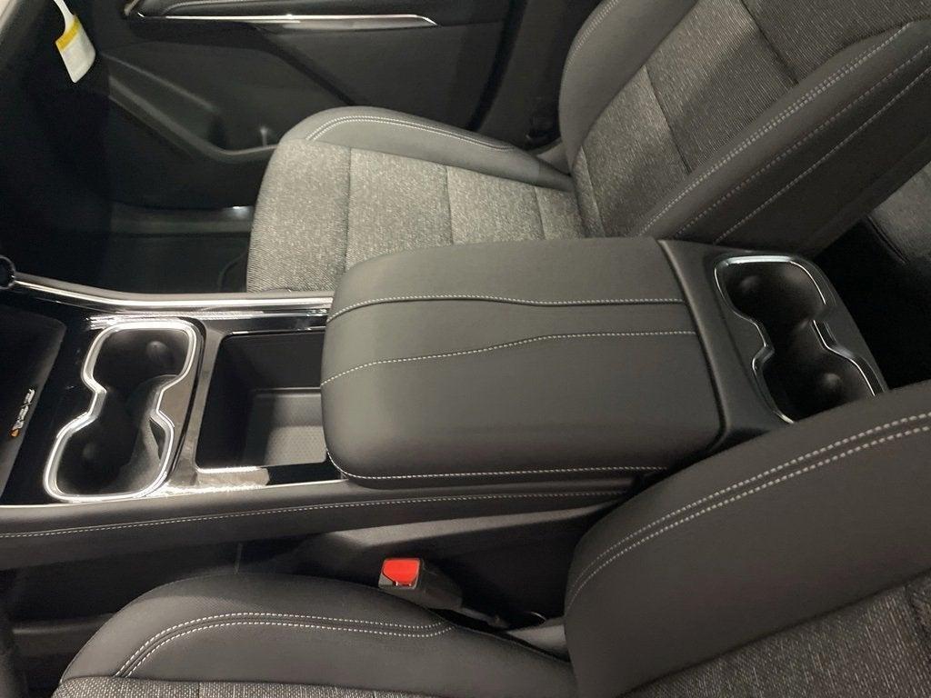 new 2025 Chevrolet Traverse car, priced at $41,999