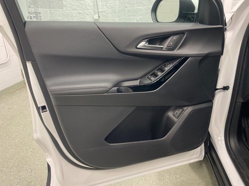 new 2026 Chevrolet Equinox car, priced at $32,440