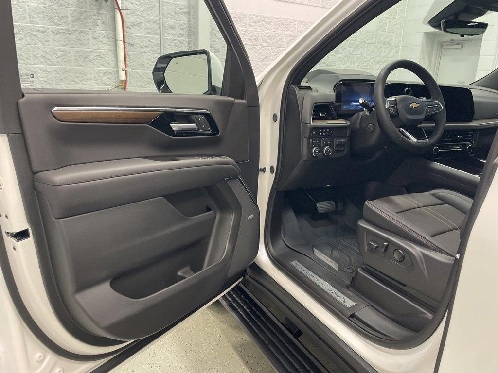 new 2025 Chevrolet Suburban car, priced at $87,499