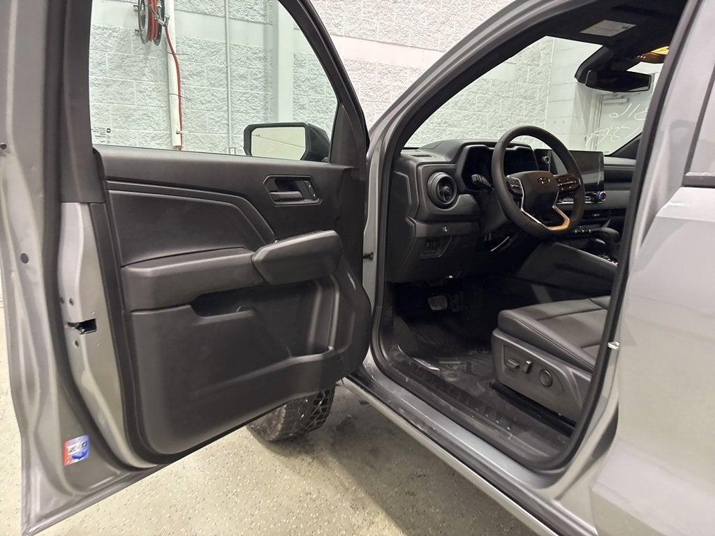 new 2026 Chevrolet Colorado car, priced at $43,930