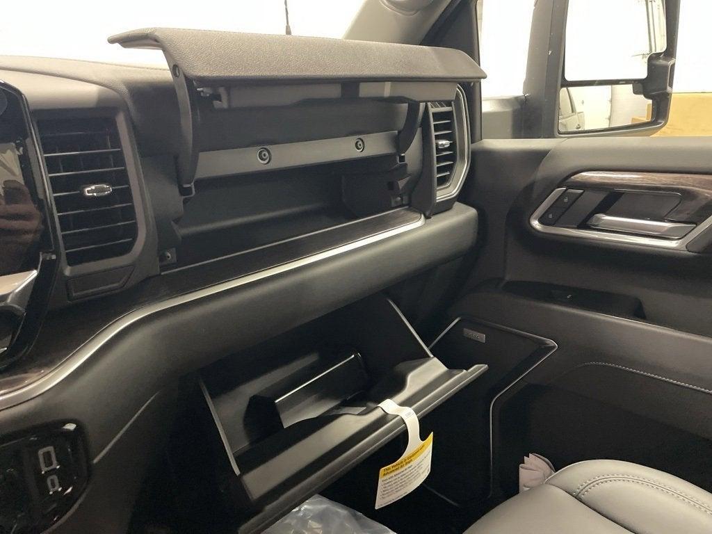 new 2025 Chevrolet Silverado 3500 car, priced at $79,249