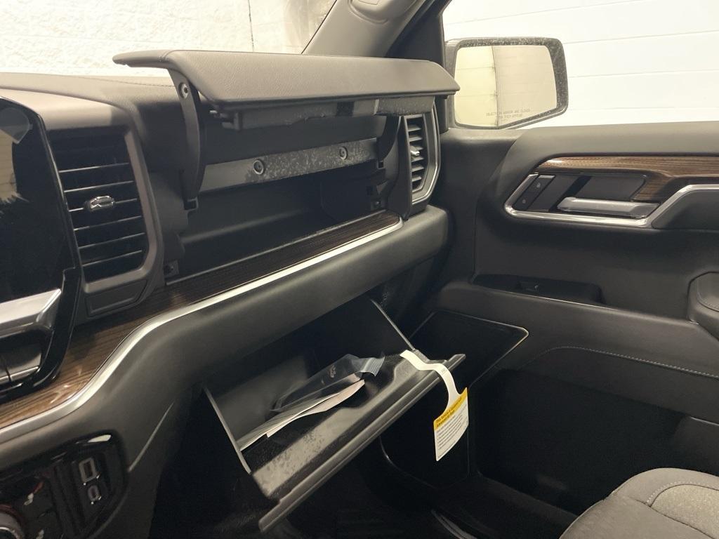 new 2025 Chevrolet Silverado 1500 car, priced at $49,999