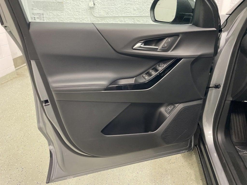 new 2026 Chevrolet Equinox car, priced at $32,685
