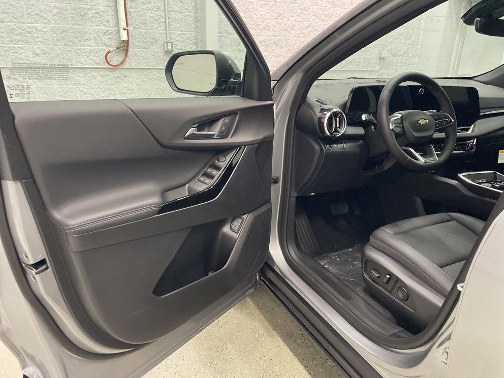 new 2026 Chevrolet Equinox car, priced at $32,685