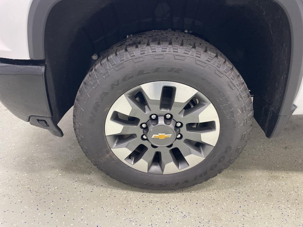 new 2025 Chevrolet Silverado 2500 car, priced at $52,575