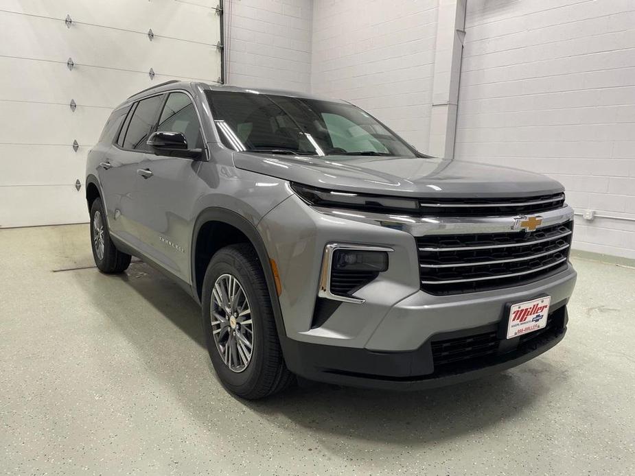 new 2024 Chevrolet Traverse car, priced at $42,770