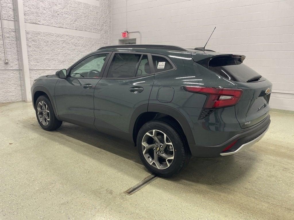 new 2025 Chevrolet Trax car, priced at $24,610
