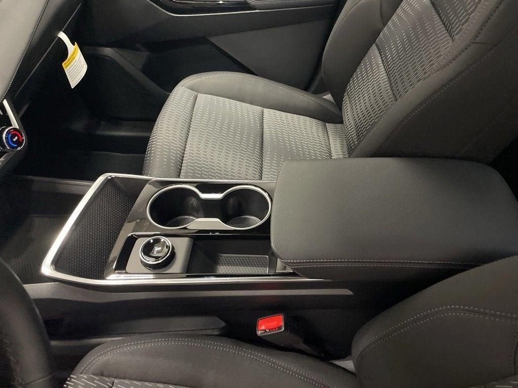 new 2026 Chevrolet Equinox car, priced at $29,999