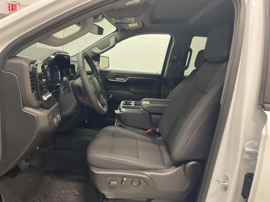 new 2025 Chevrolet Silverado 1500 car, priced at $49,999