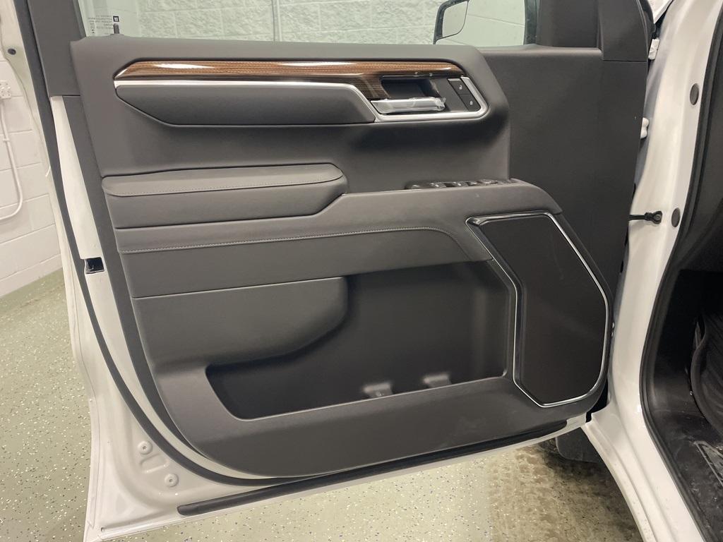 new 2025 Chevrolet Silverado 1500 car, priced at $49,999