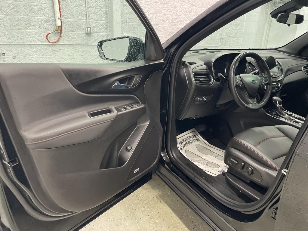 used 2022 Chevrolet Equinox car, priced at $25,999