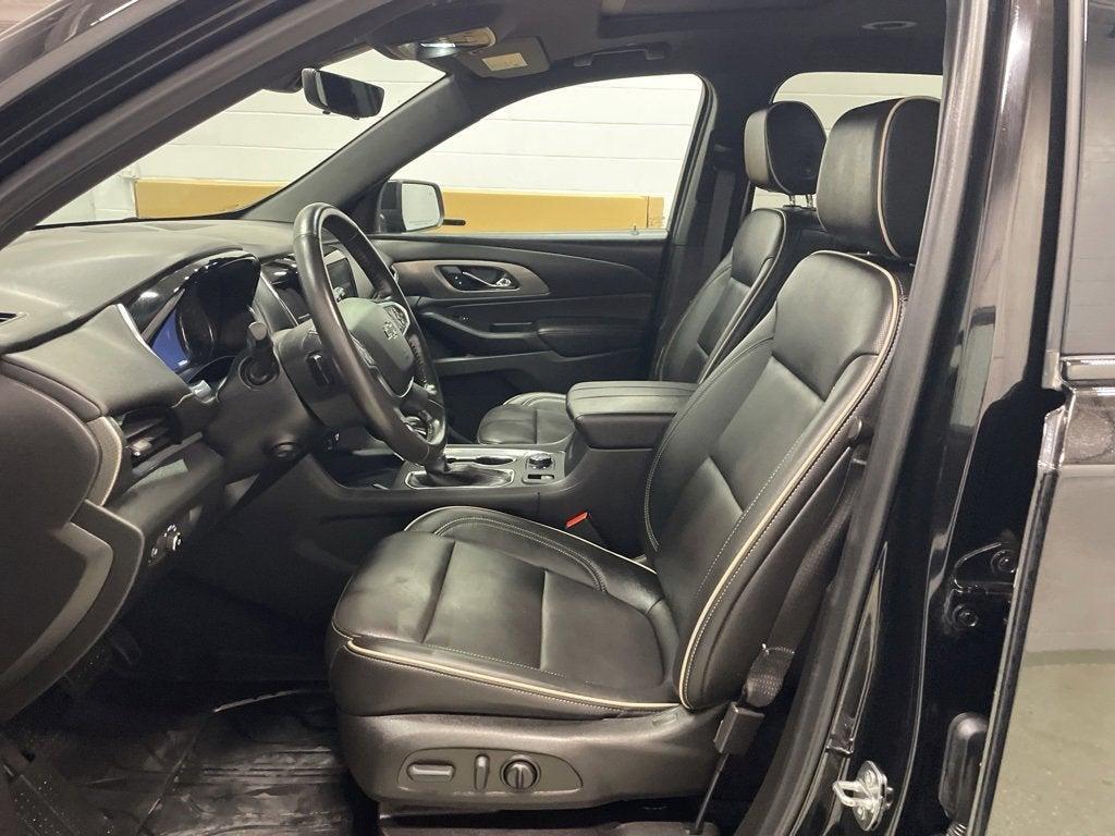 used 2022 Chevrolet Traverse car, priced at $25,990
