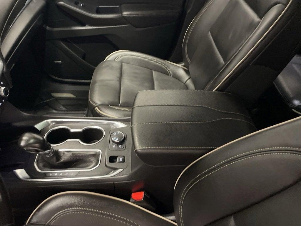 used 2022 Chevrolet Traverse car, priced at $25,990