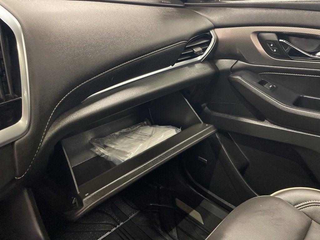 used 2022 Chevrolet Traverse car, priced at $25,990