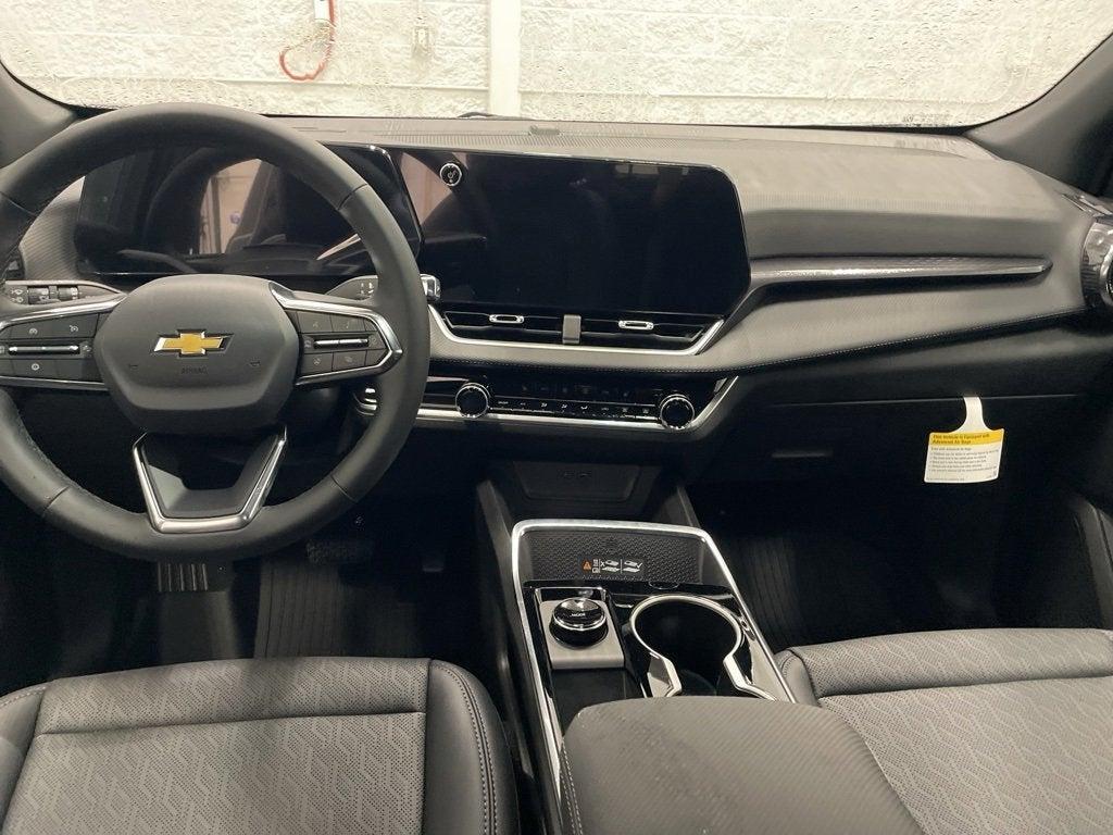 new 2026 Chevrolet Equinox car, priced at $32,940