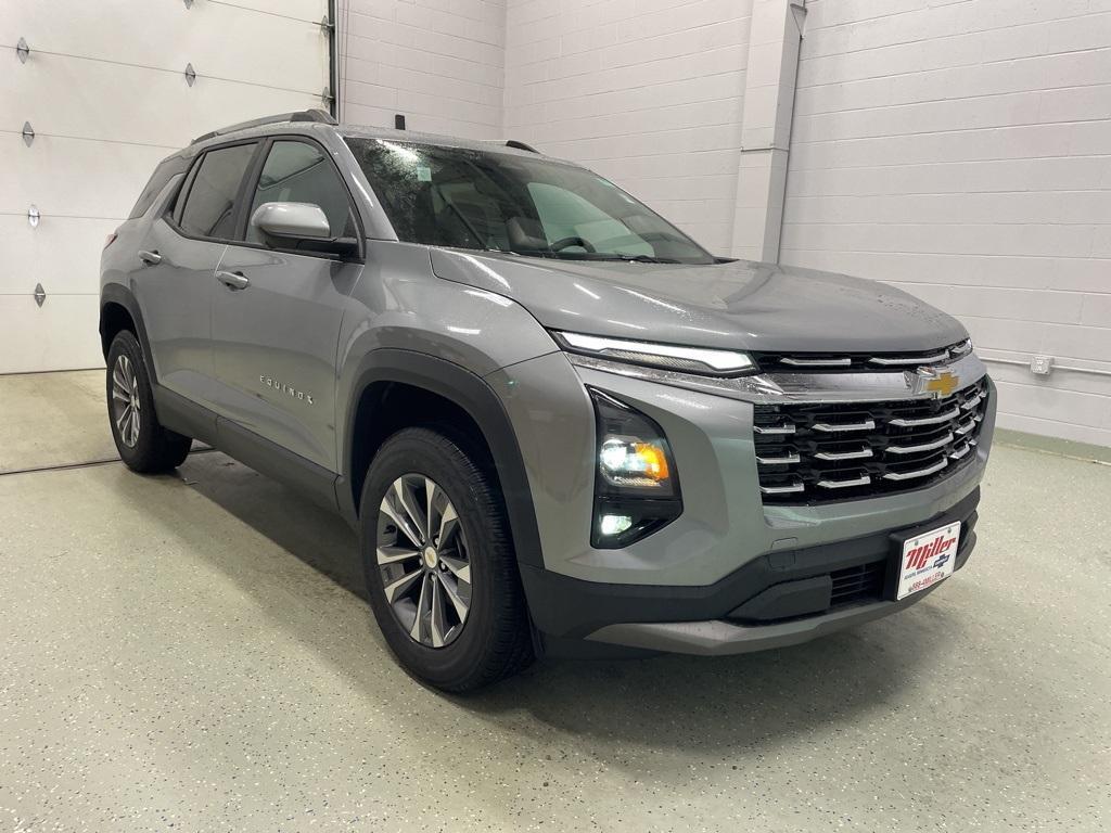 new 2025 Chevrolet Equinox car, priced at $29,730