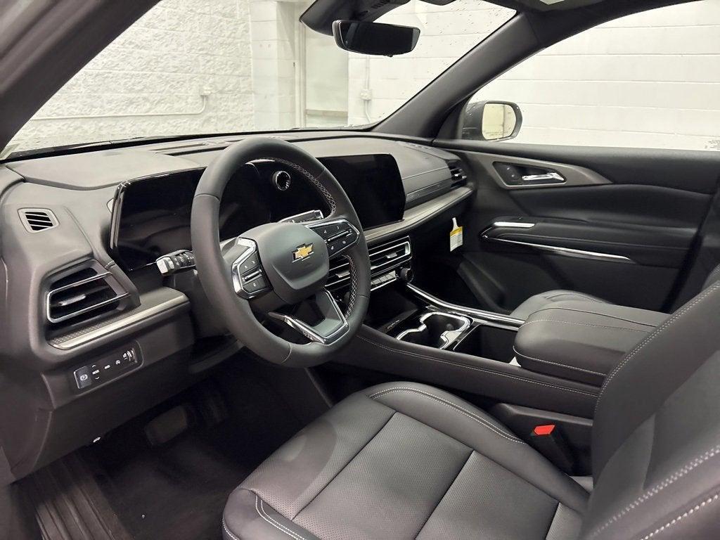 new 2026 Chevrolet Traverse car, priced at $43,920