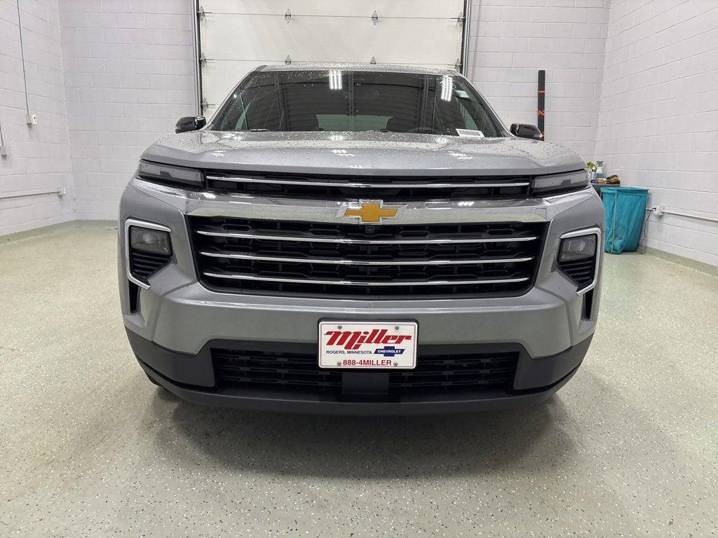 new 2026 Chevrolet Traverse car, priced at $43,920